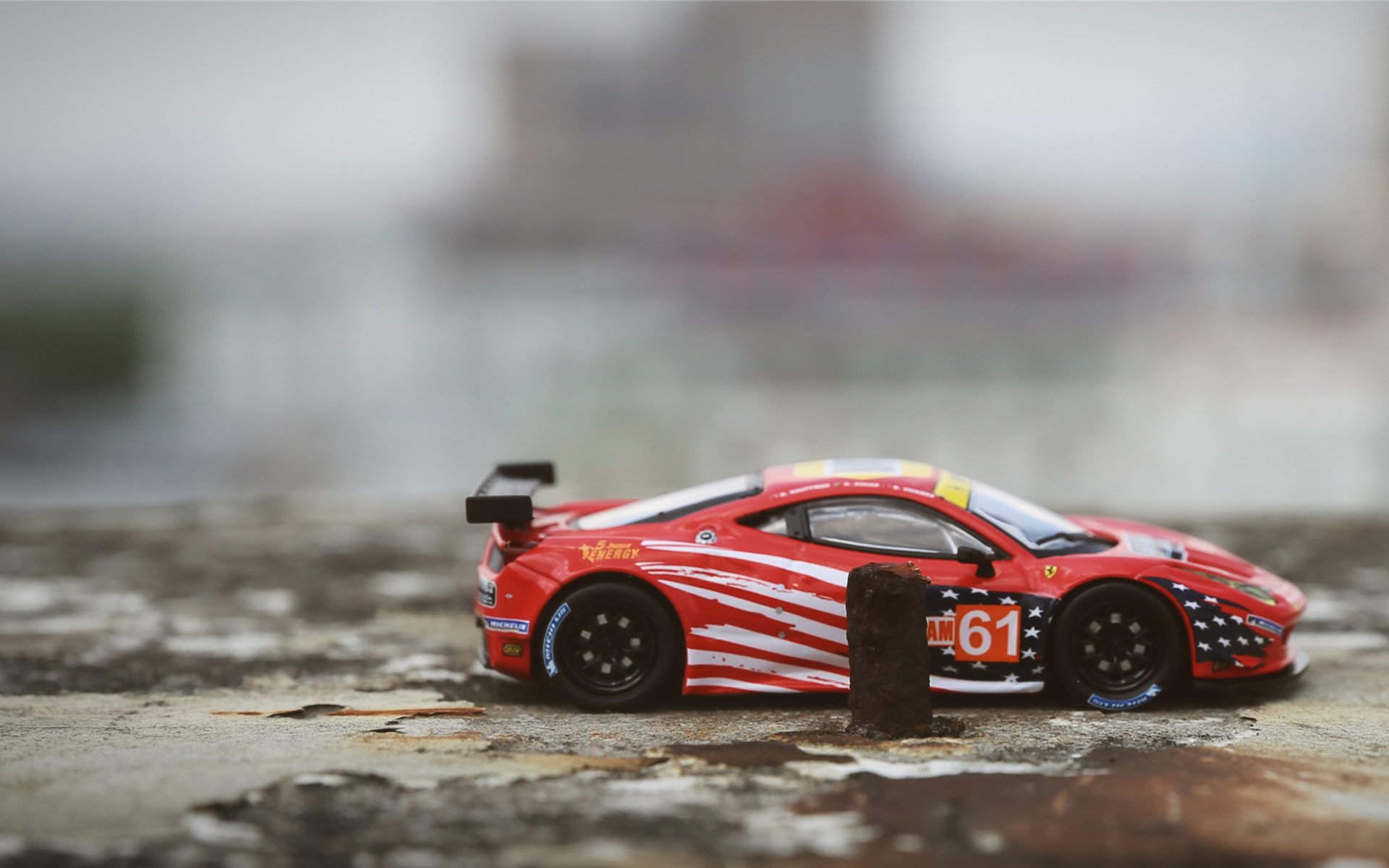 绿茵场上的双重奏，摩洛哥险胜荷兰的冷门之夜与本泽马的领袖凯歌