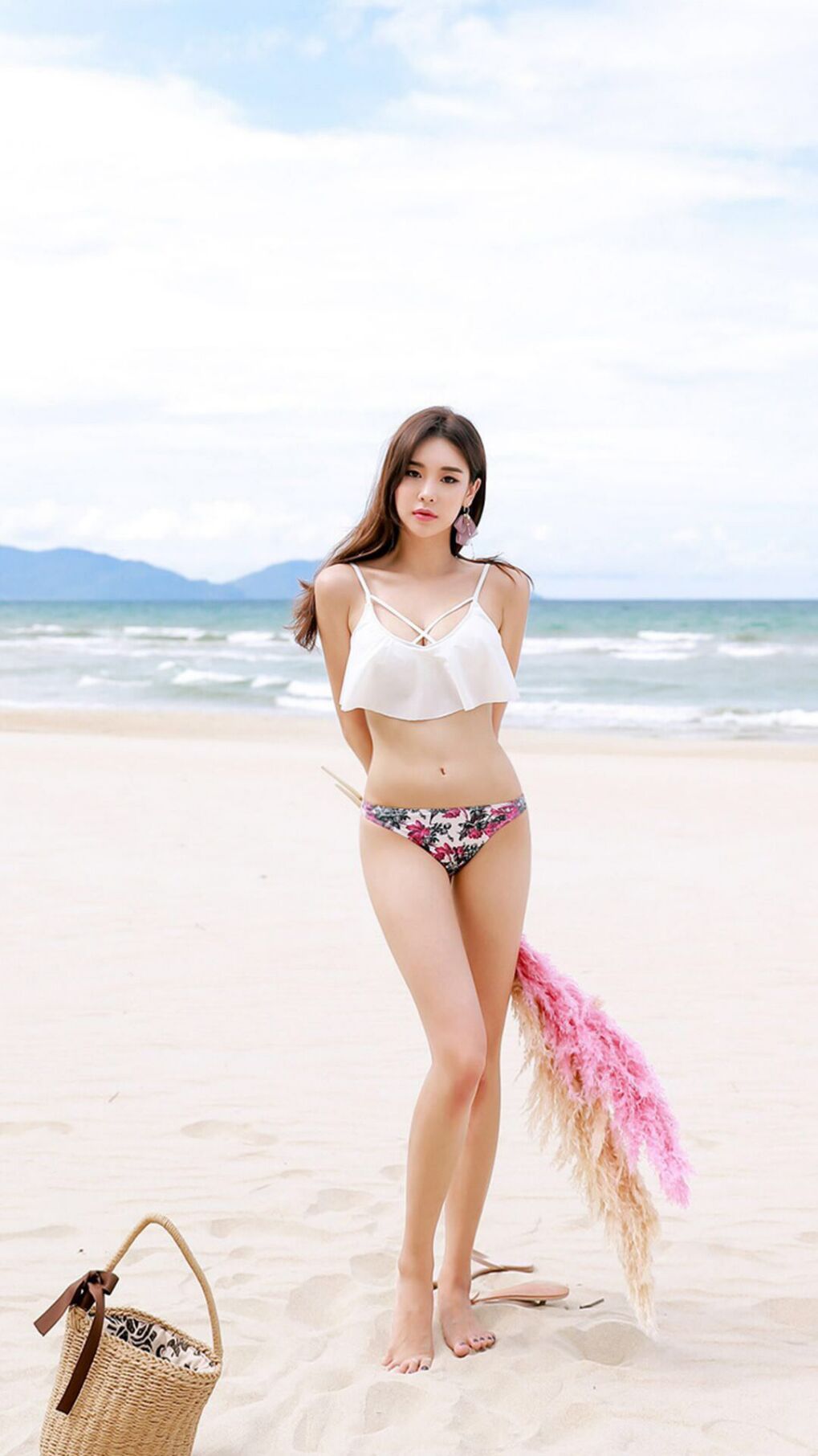 格列兹曼闪耀英伦慈善赛，一场错误对阵中的绝对正确