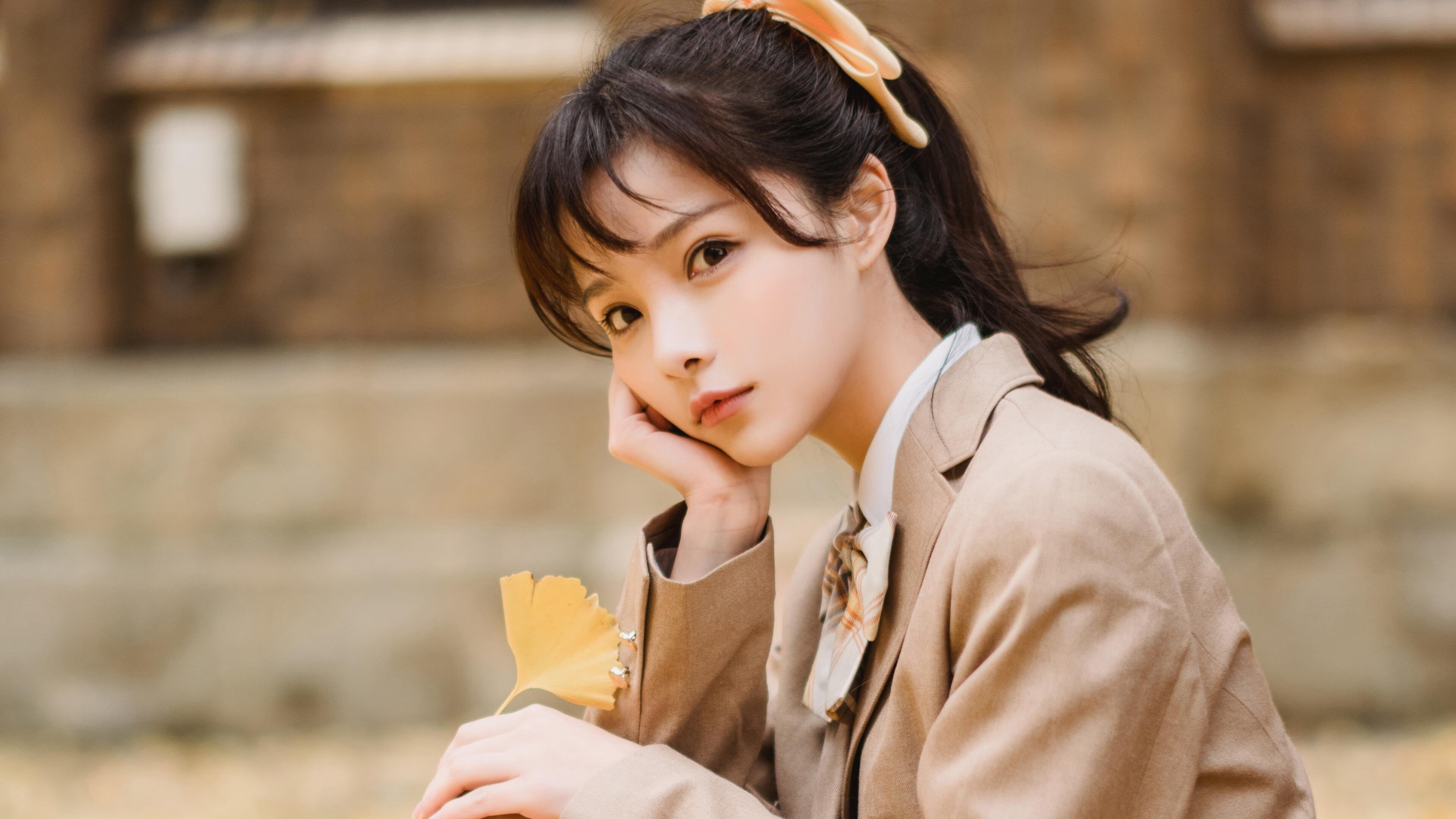 银箭与飞翼,当F1夜幕碰撞绿茵魔法