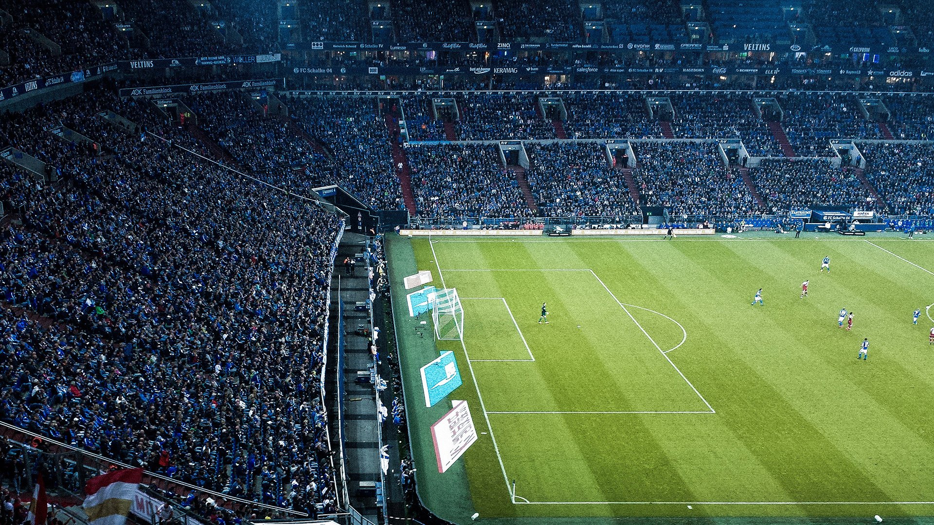 谁偷走了世界冠军奖杯？当F1引擎熄火，字母哥在午夜投出制胜一球