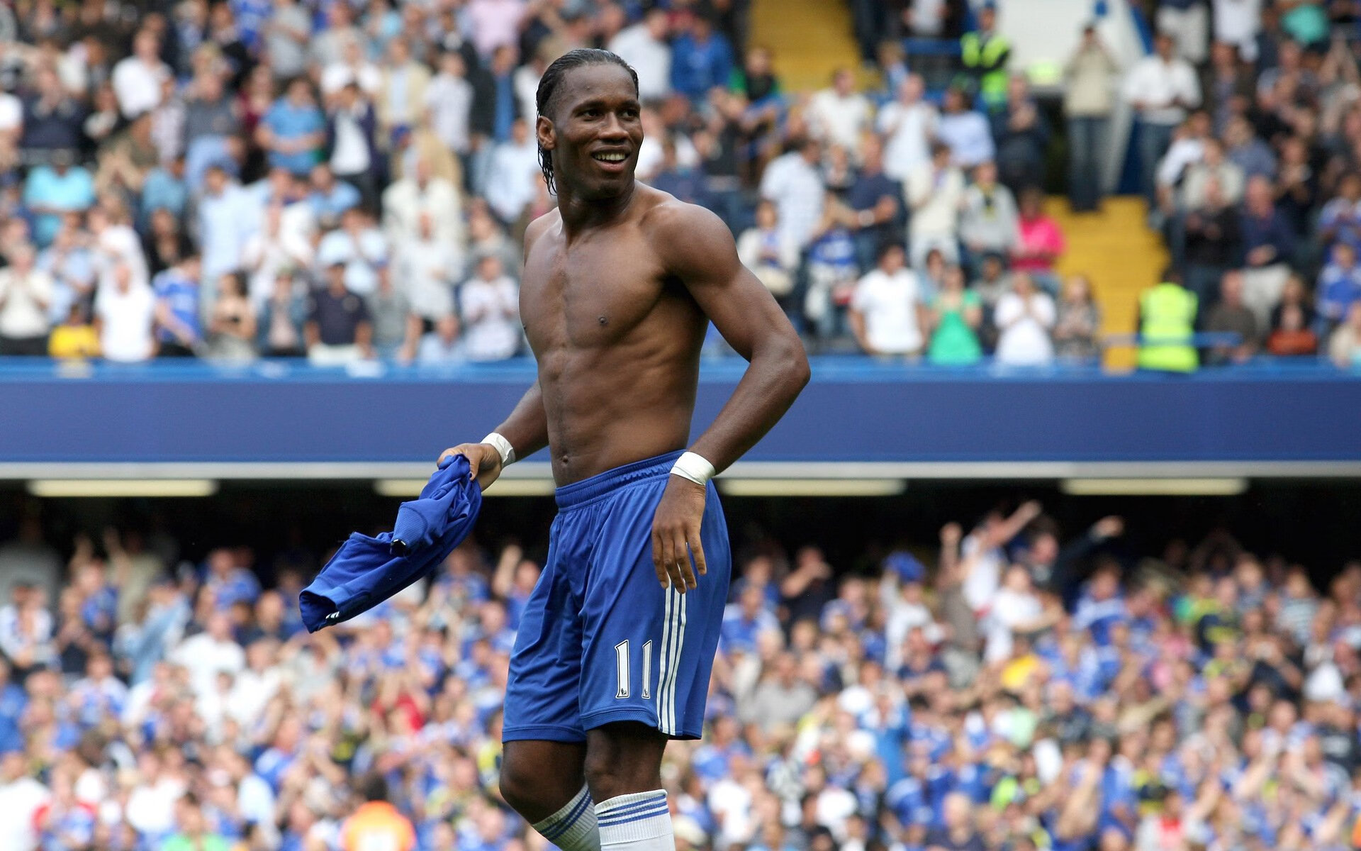 两个平行时空的足球奇迹，当秘鲁翻盘瑞典遇见布鲁诺接管英超