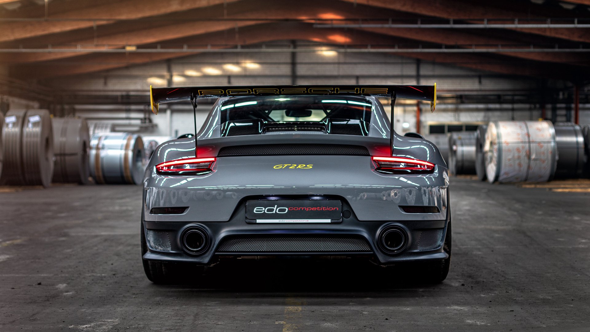 绝杀闪电与永恒恒星，论足球场上的瞬间与永恒